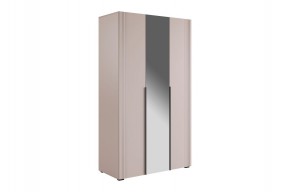 КАТРИН Шкаф трехдверный 105.02 в Игре - igra.ok-mebel.com | фото