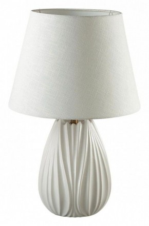Настольная лампа декоративная Lumion Sona 8121/1T в Игре - igra.ok-mebel.com | фото