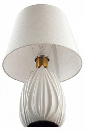Настольная лампа декоративная Lumion Sona 8121/1T в Игре - igra.ok-mebel.com | фото 3