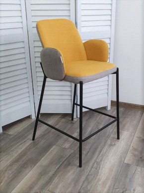 Полубарный стул NYX (H=65cm) VF106 желтый / VF120 серый М-City в Игре - igra.ok-mebel.com | фото 3