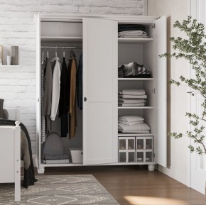 Шкаф 30 Вествик трёхдверный, массив сосны, цвет белый в Игре - igra.ok-mebel.com | фото 4
