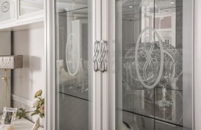 Витрина двухстворчатая Мишель в Игре - igra.ok-mebel.com | фото 3